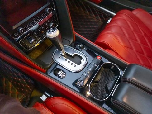 Used 2015 Bentley Flying Spur V8 AWD/4WD image 48