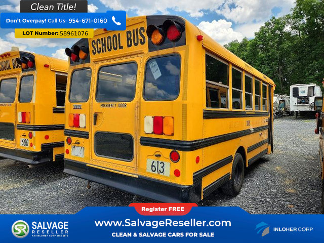 Used 2010 Chevrolet Express 3500 Extended w/ School Bus Package RWD image 5