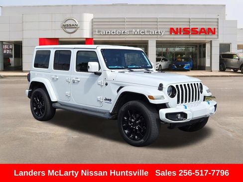 Used 2021 Jeep Wrangler Unlimited Sahara AWD/4WD image 1