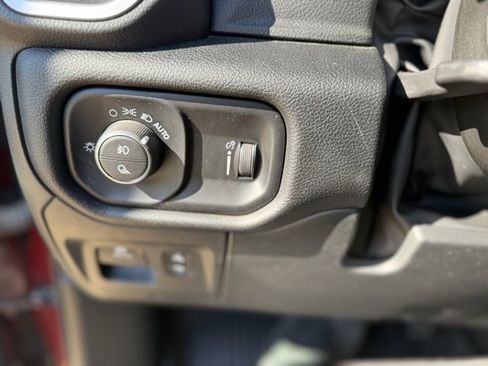 Used 2022 RAM 1500 Big Horn image 14