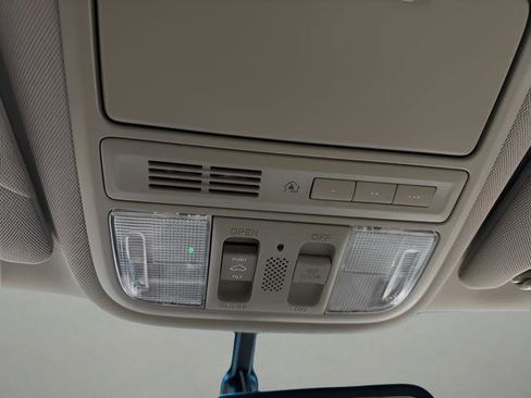 Used 2012 Honda Odyssey EX-L image 25