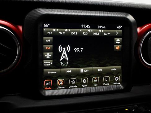 Used 2023 Jeep Gladiator Rubicon w/ Cold Weather Group AWD/4WD image 2