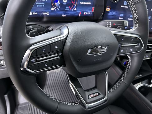 New 2026 Chevrolet Traverse Z71 w/ Driver Confidence Package image 47