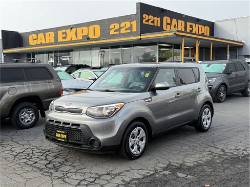 Used 2015 Kia Soul image 22