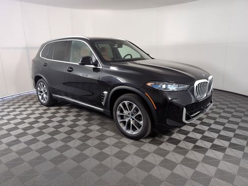 Used 2026 BMW X5 sDrive40i image 6