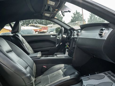 Used 2007 Ford Mustang Premium image 14