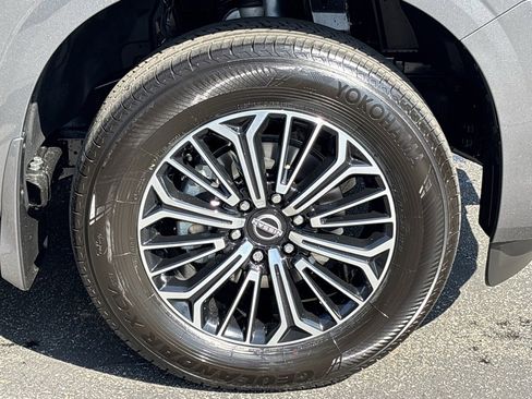 New 2025 Nissan Armada Platinum w/ Convenience Package image 33