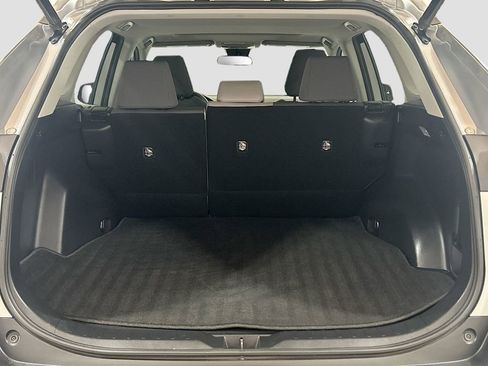 Used 2020 Toyota RAV4 XLE w/ Convenience Package FWD image 23