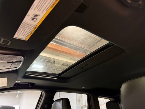 Used 2020 Jeep Grand Cherokee Limited image 20