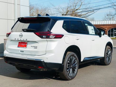 New 2026 Nissan Rogue Platinum w/ Tech Package AWD/4WD image 6