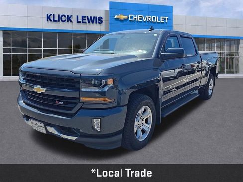 Used 2018 Chevrolet Silverado 1500 LT w/ All Star Edition AWD/4WD image 3