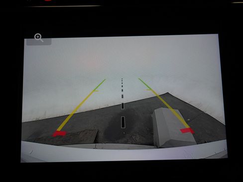 Used 2023 Jeep Grand Cherokee L Laredo image 28