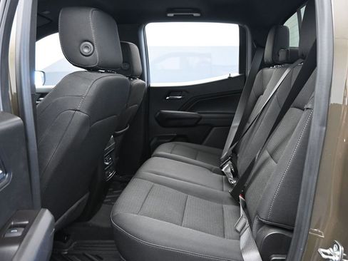 Used 2024 Chevrolet Colorado LT w/ LT Convenience Package image 17