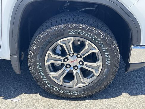 New 2026 GMC Sierra 1500 SLE AWD/4WD image 32