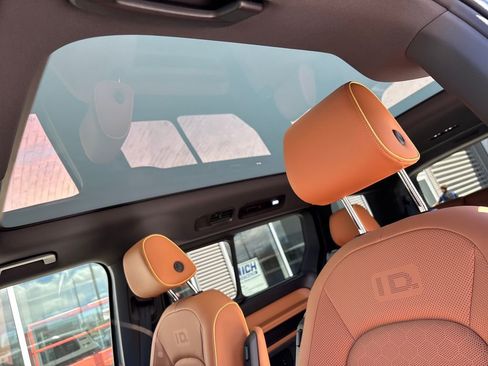 New 2025 Volkswagen ID. Buzz Pro S Plus AWD/4WD image 25
