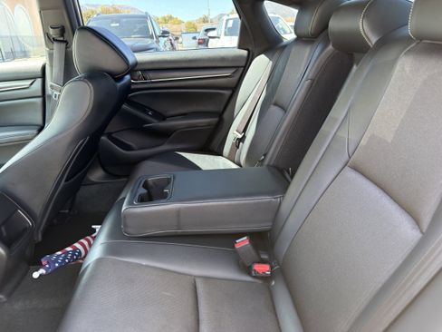Used 2022 Honda Accord Sport image 18