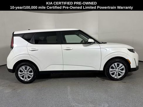 Certified 2025 Kia Soul LX image 33