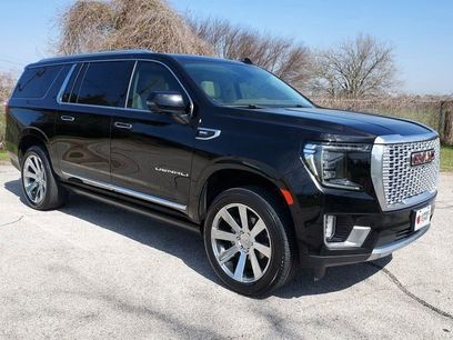 Used 2022 GMC Yukon XL Denali w/ Denali Premium Package