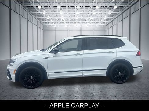 Used 2021 Volkswagen Tiguan SE R-Line AWD/4WD image 2