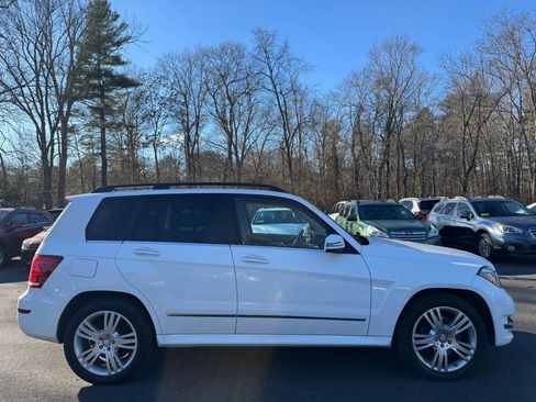 Used 2013 Mercedes-Benz GLK 350 4MATIC image 4
