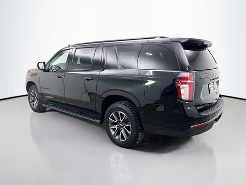 Used 2021 Chevrolet Suburban Z71 AWD/4WD image 5