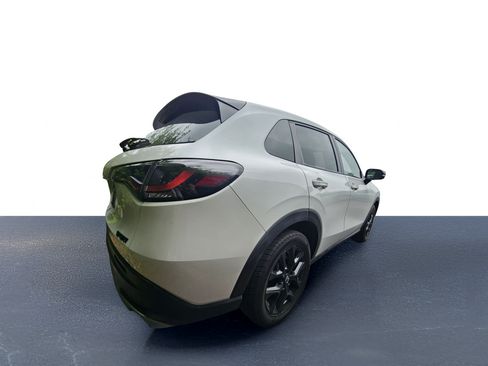 Used 2023 Honda HR-V Sport image 14