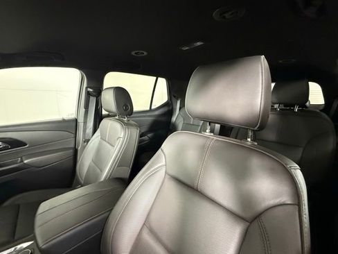 Used 2023 Chevrolet Traverse RS w/ LPO, Floor Liner Package image 19