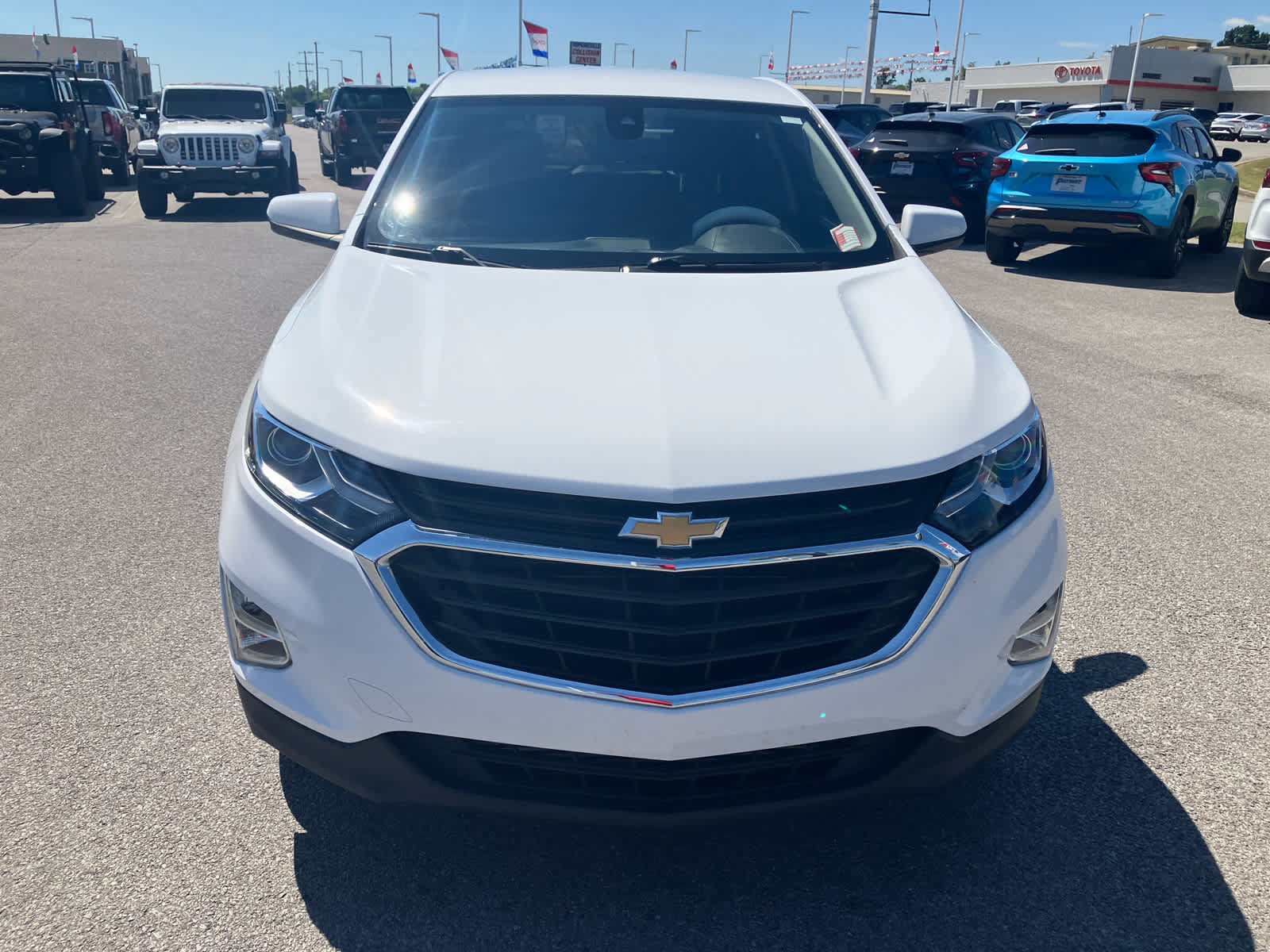 Used 2021 Chevrolet Equinox LT FWD image 2