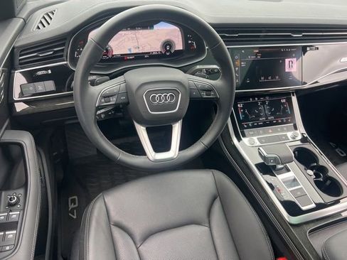 Certified 2025 Audi Q7 3.0T Premium Plus w/ Premium Plus Package image 40