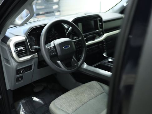 Used 2022 Ford F150 XLT w/ Trailer Tow Package image 25