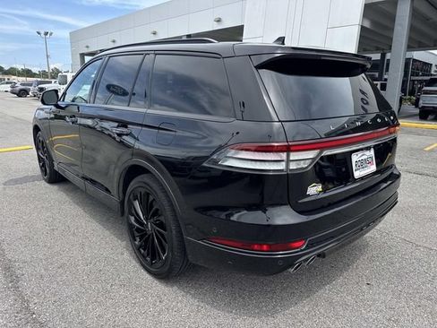 Used 2022 Lincoln Aviator Reserve w/ Equipment Group 201A AWD/4WD image 7