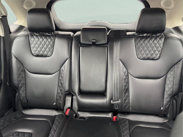 Used 2024 Ford Edge Titanium AWD/4WD image 17
