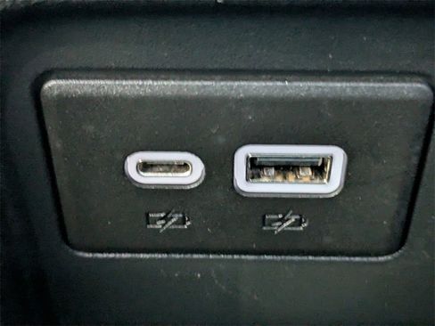 Used 2022 Chevrolet Blazer Premier w/ Enhanced Convenience Package image 20