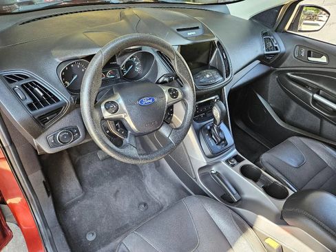Used 2014 Ford Escape SE w/ SE Chrome Package FWD image 12