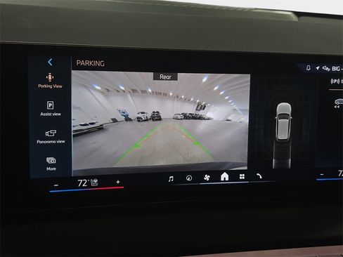 Certified 2025 BMW X3 xDrive30i w/ Convenience Package image 19