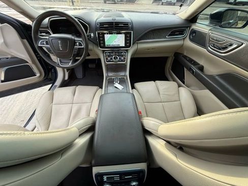 Used 2018 Lincoln Continental Reserve image 15