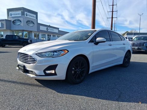 Used 2020 Ford Fusion SE w/ Equipment Group 151A image 1