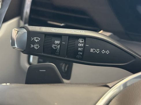 Used 2024 GMC Acadia Denali w/ Super Cruise Package image 46