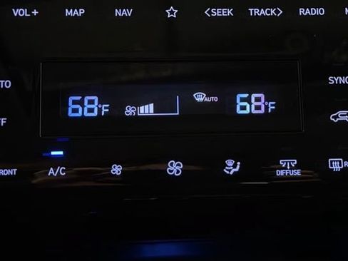 Used 2024 Hyundai Tucson SEL w/ Convenience Package FWD image 21