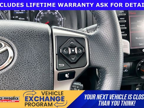 Used 2022 Toyota 4Runner SR5 Premium image 16