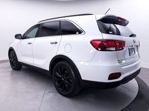 Used 2019 Kia Sorento S FWD image 12