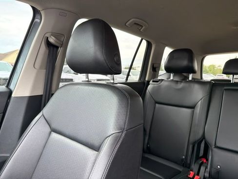 Used 2018 Volkswagen Atlas SE AWD/4WD image 8