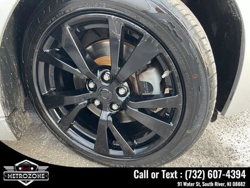 Used 2017 Nissan Maxima 3.5 SL image 33