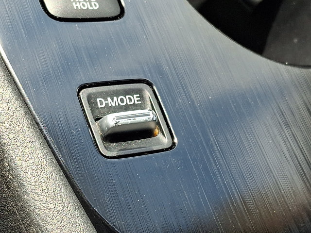 Used 2023 Nissan Rogue S FWD image 24
