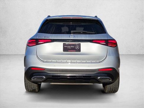 Certified 2025 Mercedes-Benz GLC 300 image 6