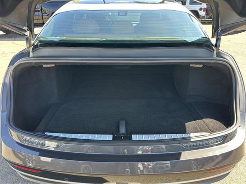 Used 2023 Lucid Air Grand Touring image 36