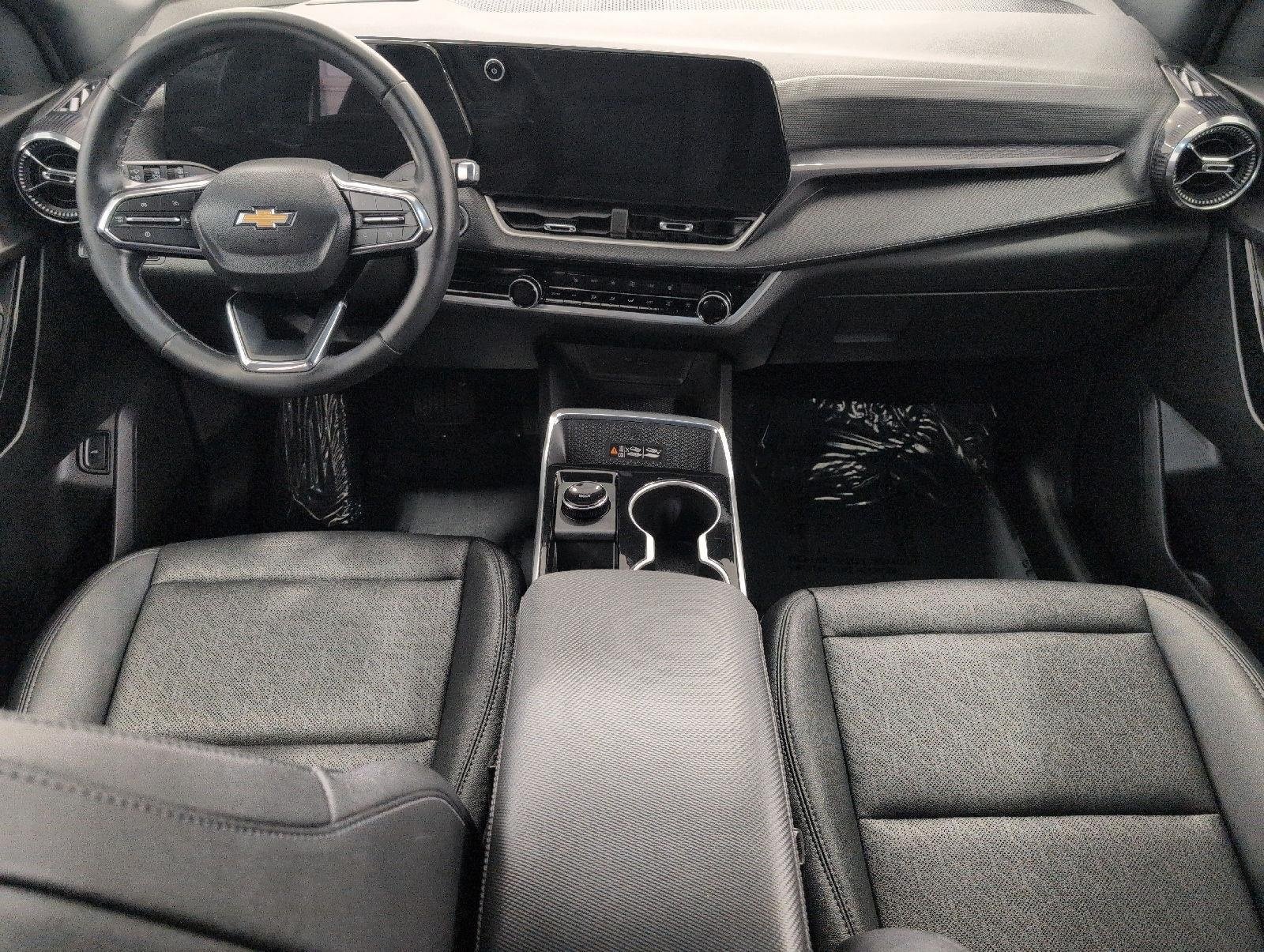 Used 2026 Chevrolet Equinox LT w/ Convenience Package II AWD/4WD image 6