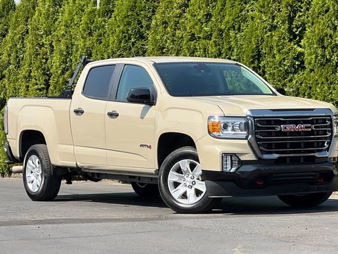 Used 2022 GMC Canyon AT4 w/ Driver Alert Package image 2