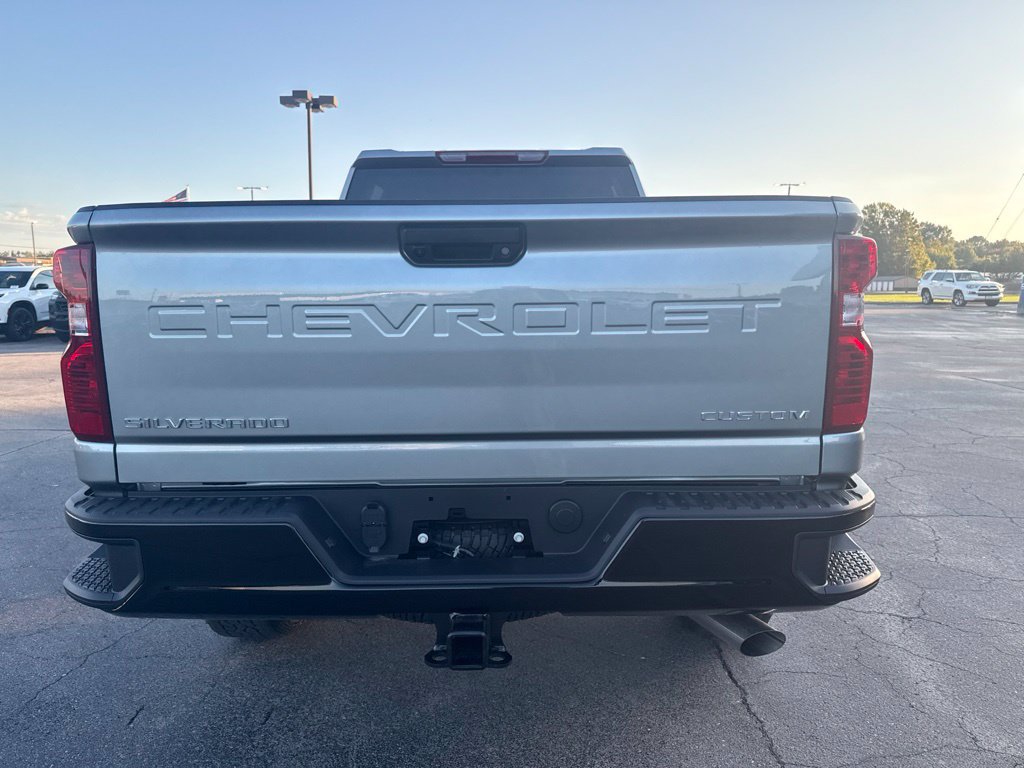 New 2026 Chevrolet Silverado 2500 Custom AWD/4WD image 4