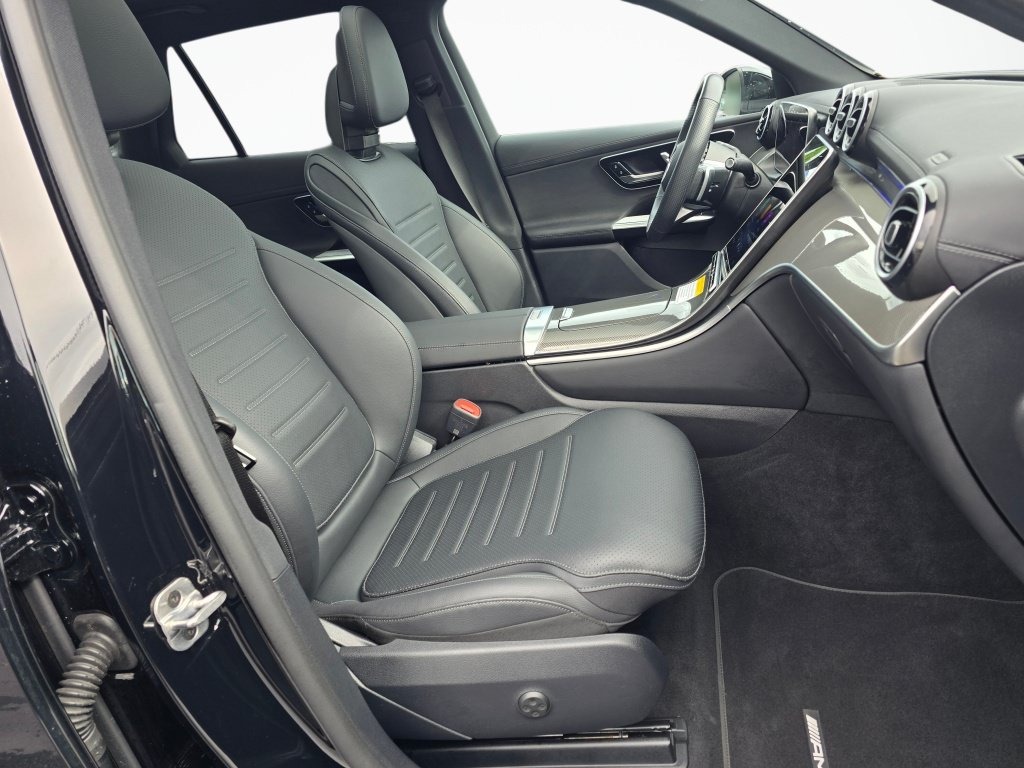 Used 2026 Mercedes-Benz GLC 300 4MATIC image 25